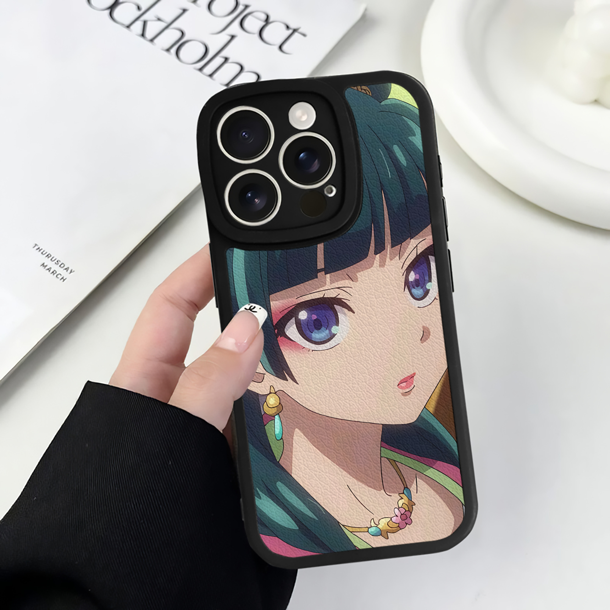 薬屋のひとりごと The Apothecary Diaries 【iPhone 16シリーズ対応】シリコンスマホケース（レザー調） 材質：シリコン